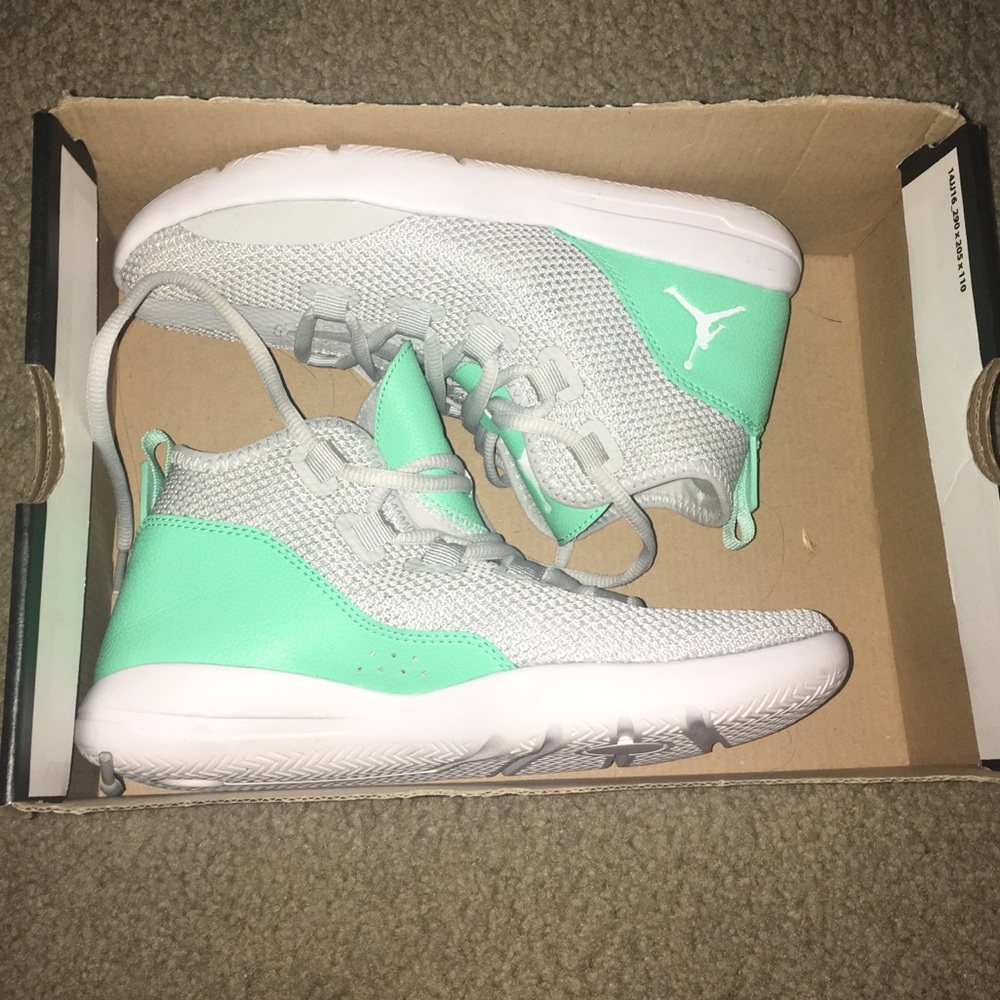 Girl’s Jordan Shoes